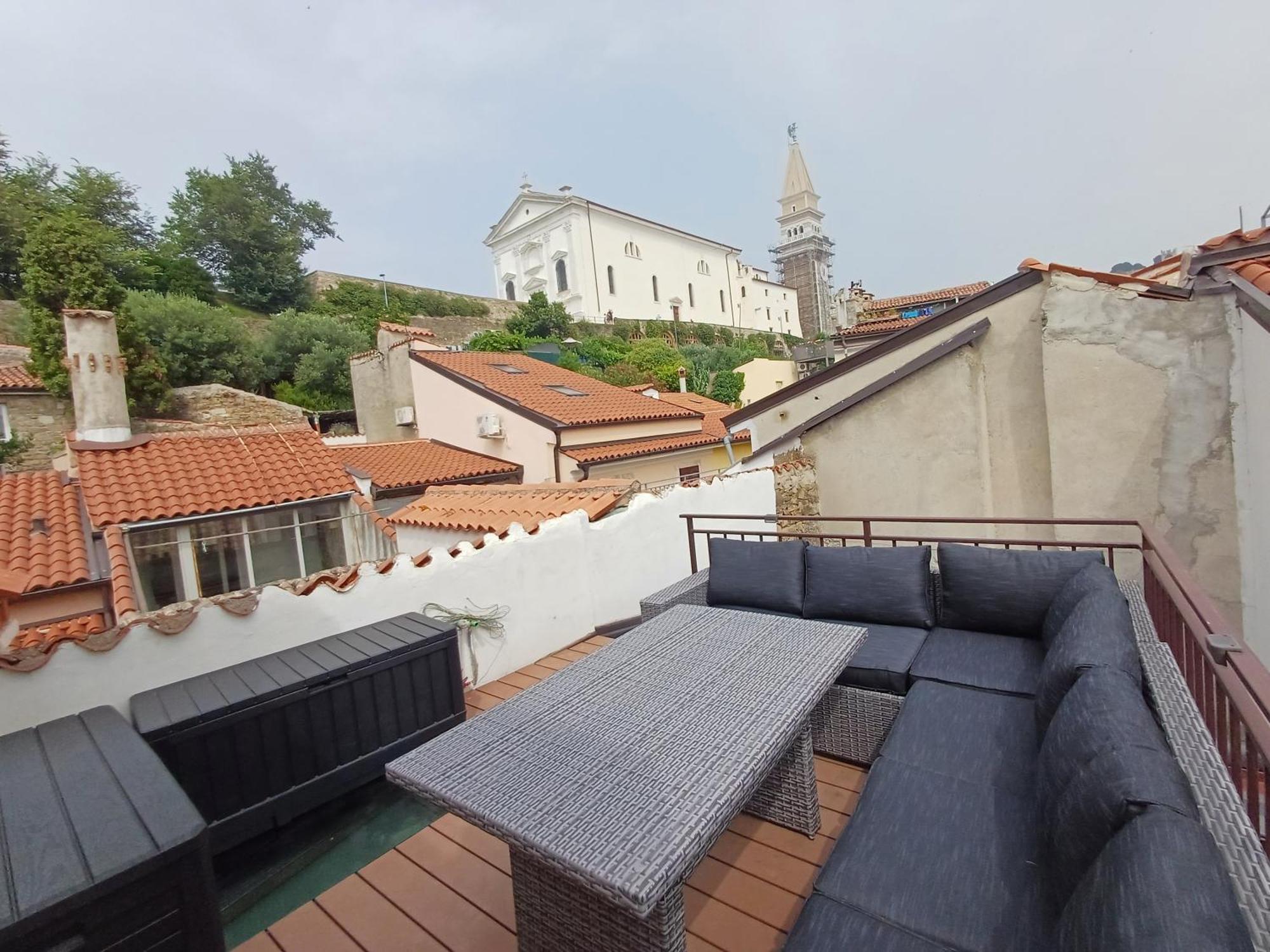 Pirana Apartman Kültér fotó